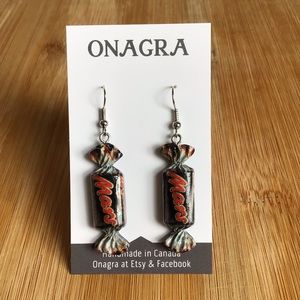 ☀️3/$25☀️ Mars Bars Earrings